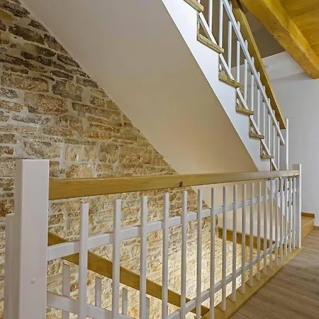 House Kristina **** * Burići