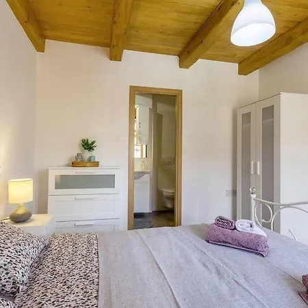 House Kristina **** Tatil Evi Burići